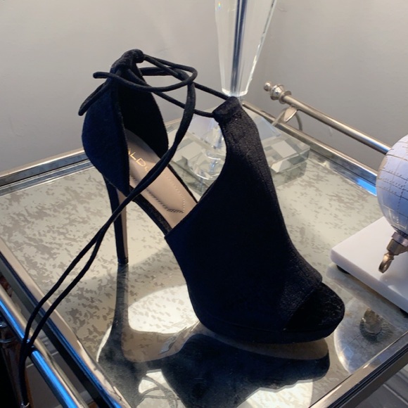 Aldo Tilley Heel in Snakeskin Black Suede NWT - Picture 5 of 8